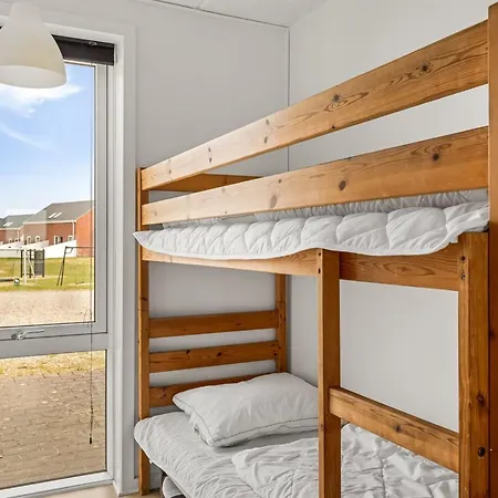 Appartamento Drita - 2-3km From The Sea By Interhome